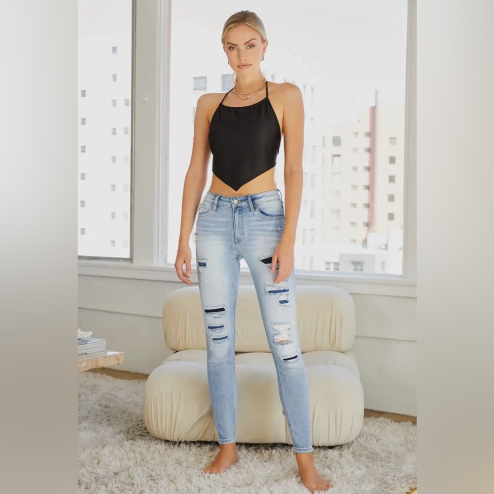 Kancan Mid Rise Patched Super Skinny Jeans
FINAL SALE